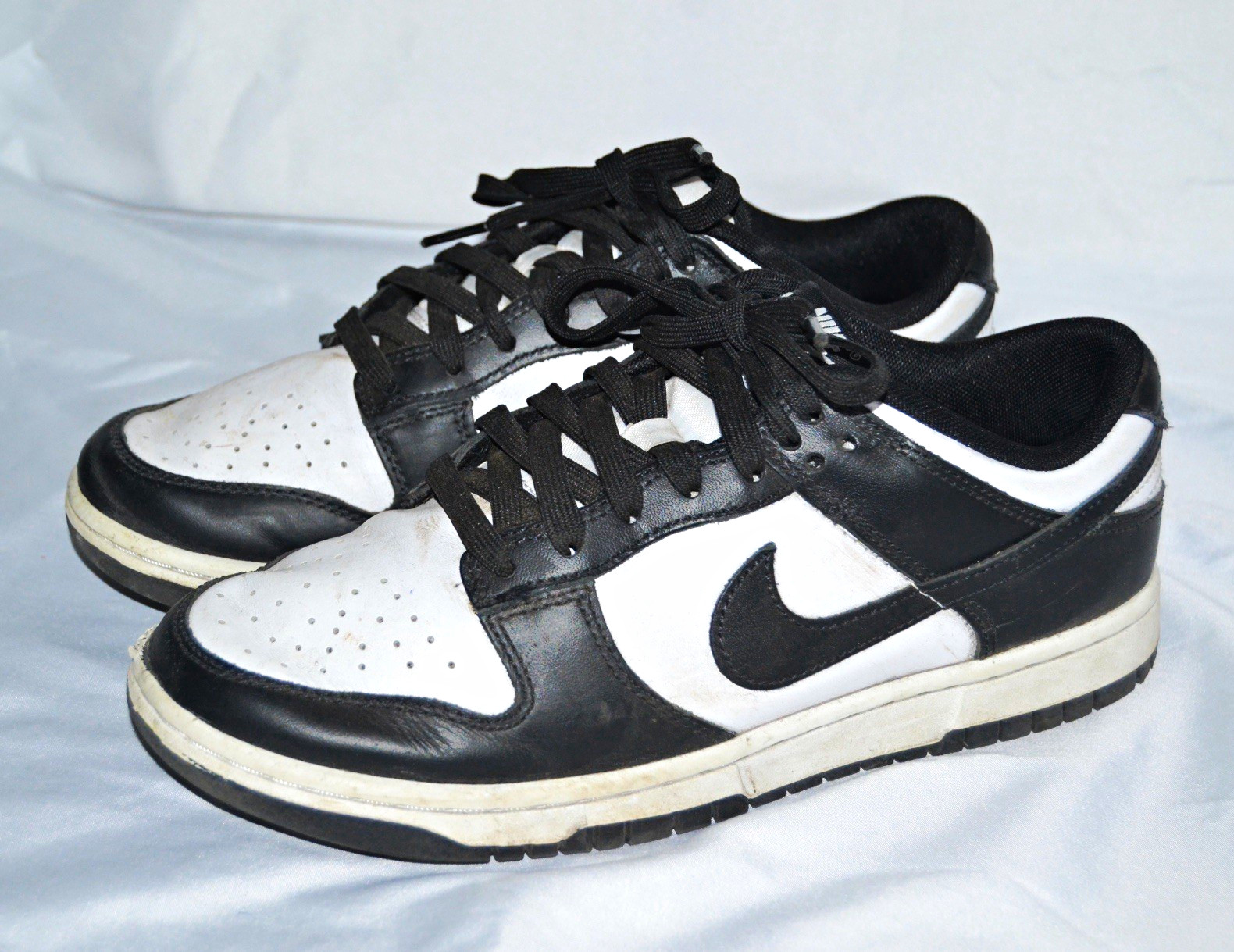 Nike Dunk Low Men’s Black/White Colorblock Leather Low Top Lace-Up
