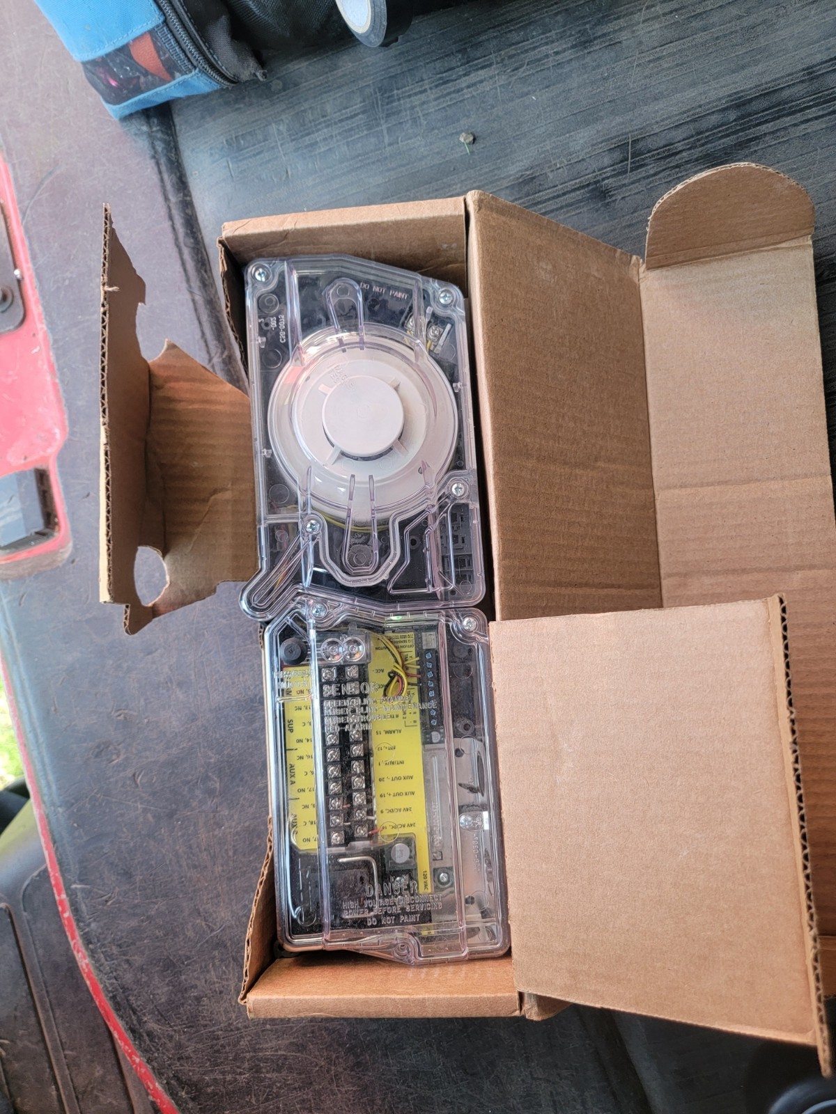 D4120 Two-System Sensor 4-Wire Photoelectric Duct Smoke Detector