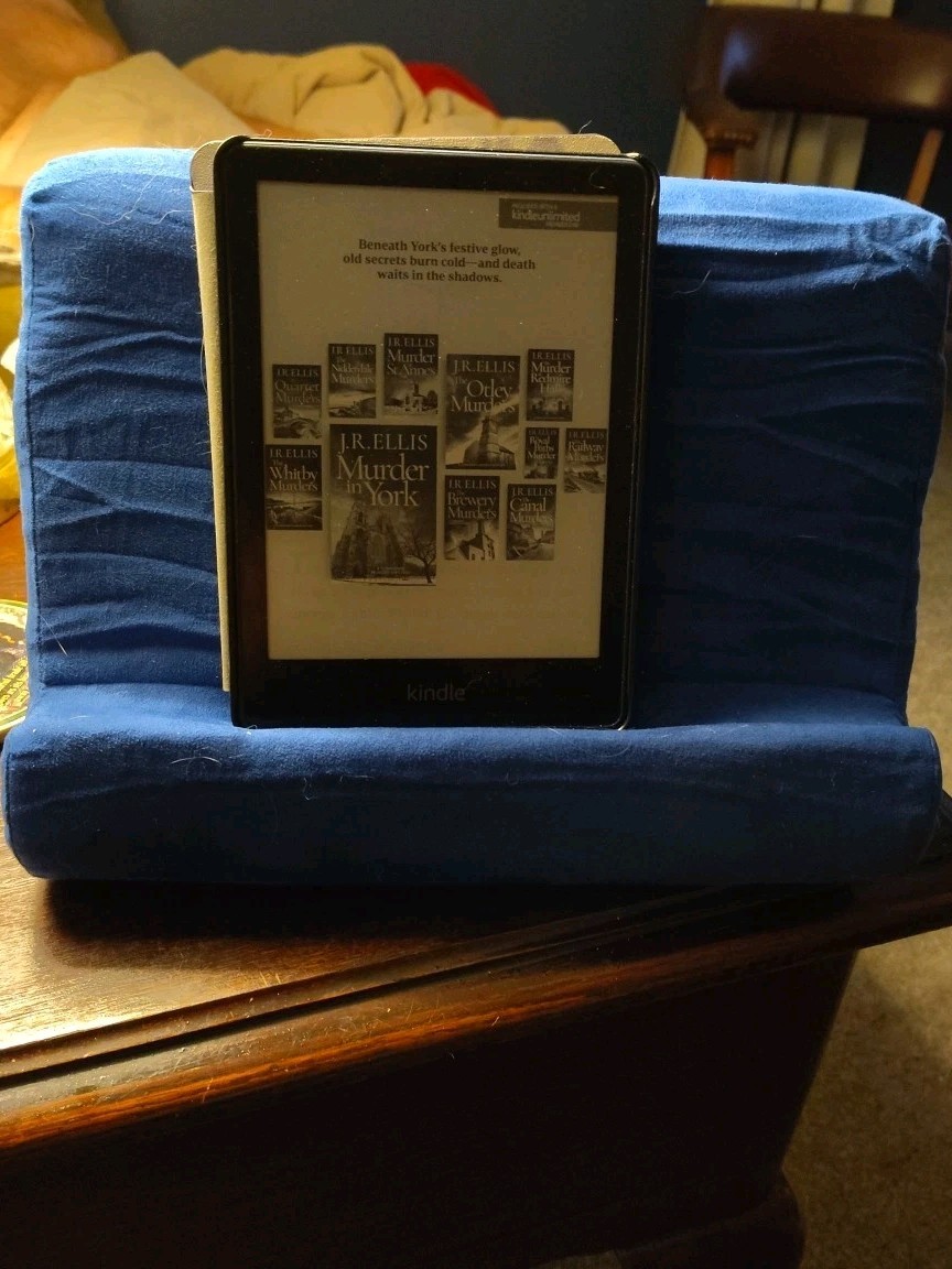 Pillow Pad Fold Away Tablet Holder Multi Angle iPads Books Christmas Gift