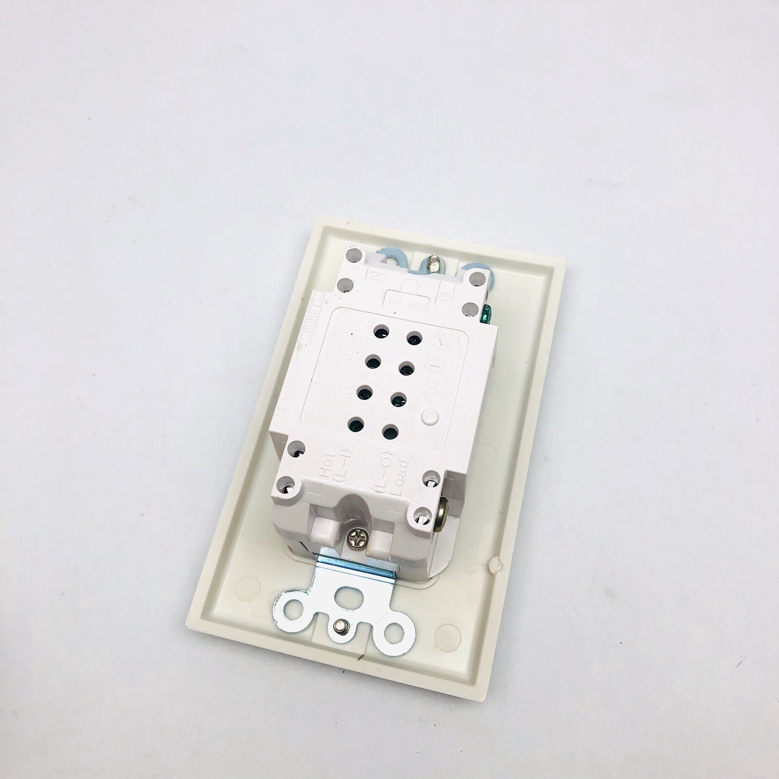 INDOOR IN WALL TIMER WITH WALL PLATE 4 HOUR COUNT DOWN WHITE