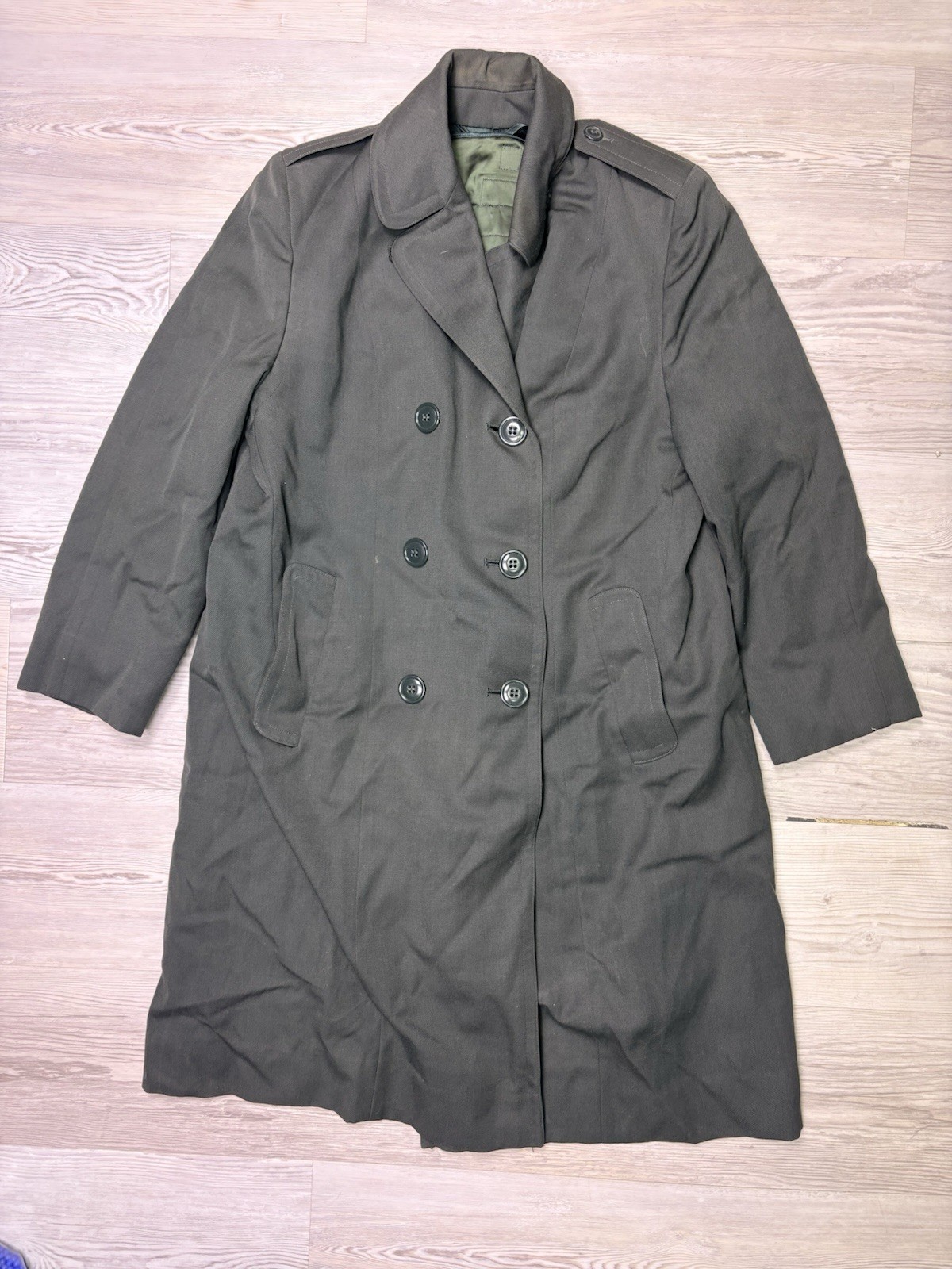 U.S. Military Women’s Wool Overcoat Green Army 44 With Silk Liner Long Button Up