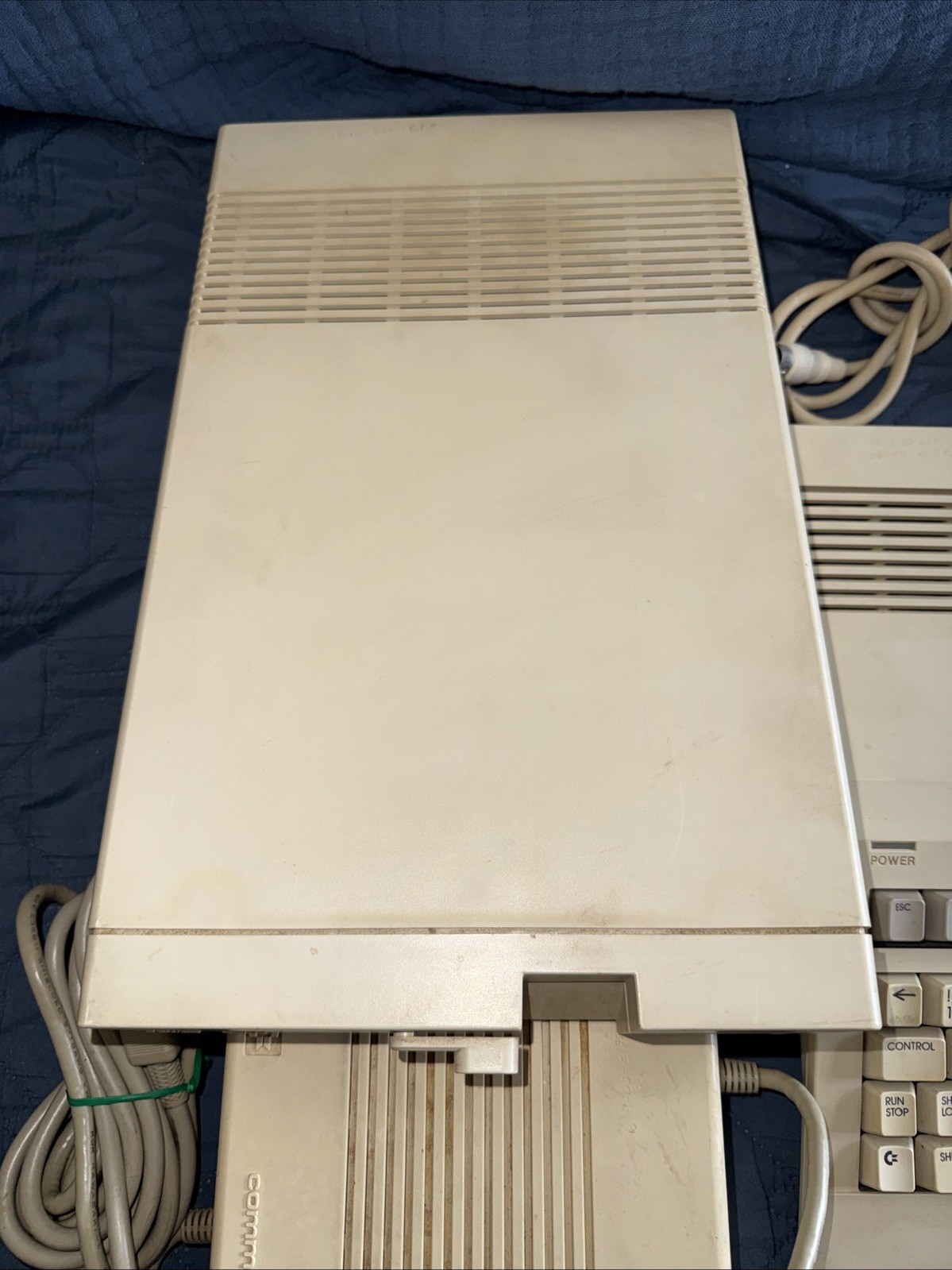 Commodore 128 Computer and 1571 Disk Drive Bundle W/ Original Cables P/R