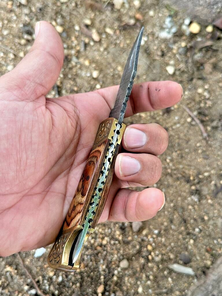 Handmade Damascus Steel Pocket Knife Folding Blade knife Hunting Survival x151