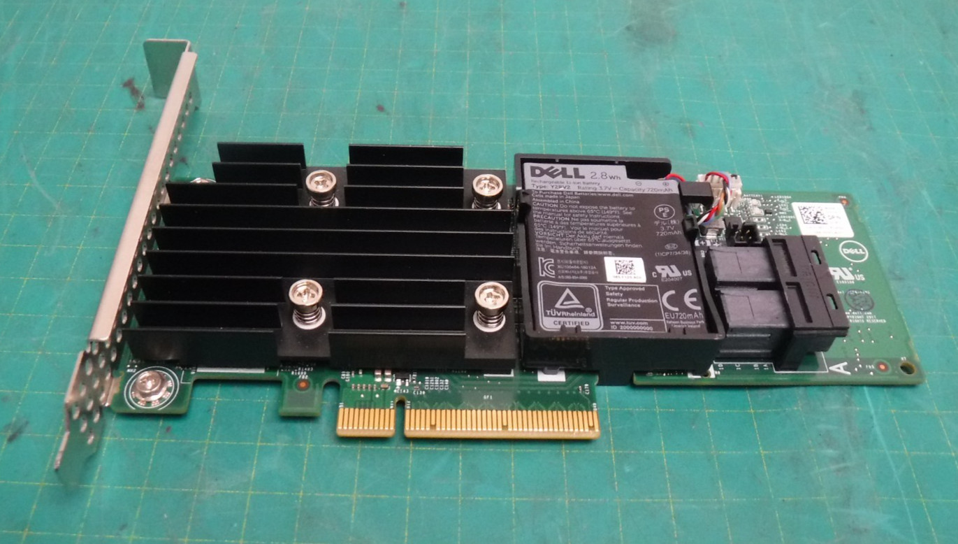 Dell UCPA‑1001 RAID Controller w/ Circular‑Hole Bracket + Battery 2.8Wh