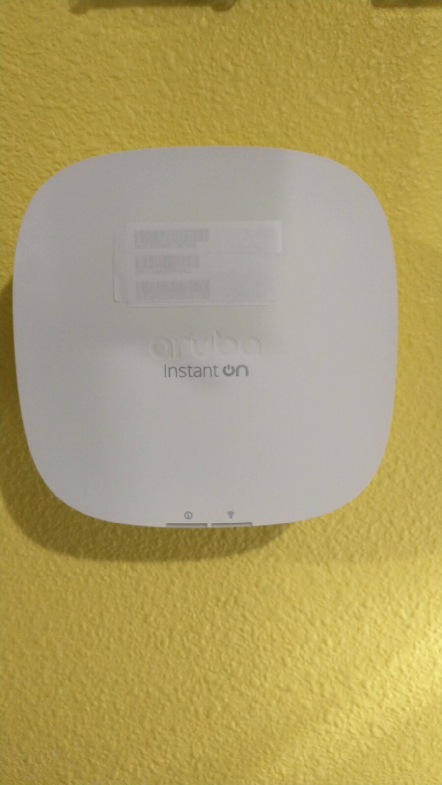 Aruba AP22 wall or ceiling mount. Fit 4 In. octagonal boxes.