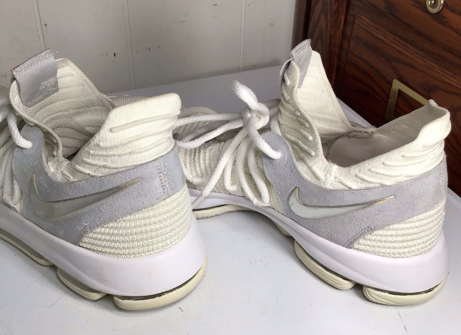 Men’s Size 12 KD Nike Basketball Sneakers Triple White KDs Kevin Durant Nikes