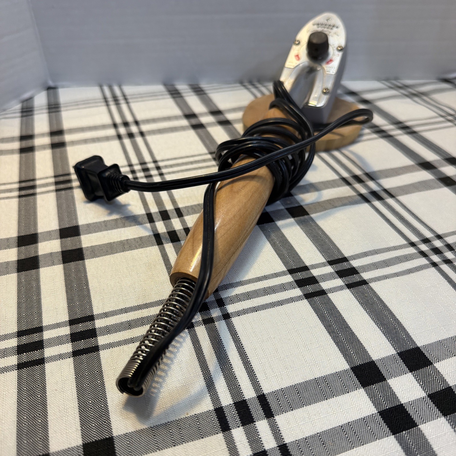 Thunder Tiger Custom Sealing Iron Adjustable temperature