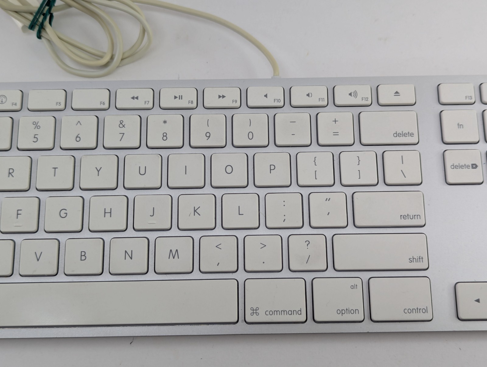 Apple USB Wired Full Keyboard A1243 Authentic Apple Aluminum