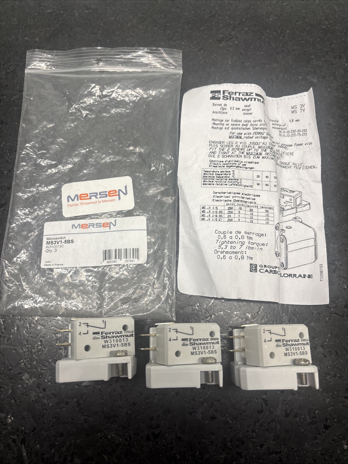 LOT OF 3 MERSEN MS3V1-5BS MICROSWITCHES MS3V1-5BS/ W310013C
