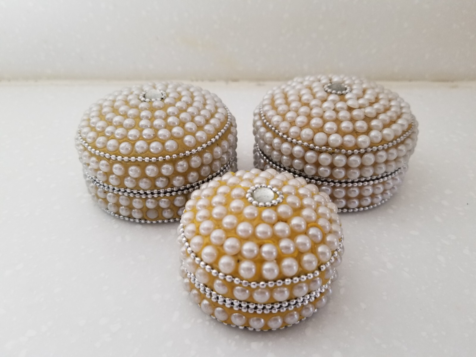 Faux Pearl Round Trinket Boxes Rhinestone Accent Set of 3 Brand New