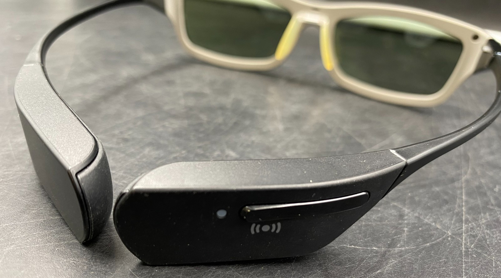 SAMSUNG 3D Active Glasses SSG-3300GR RF *As-is, UNTESTED*