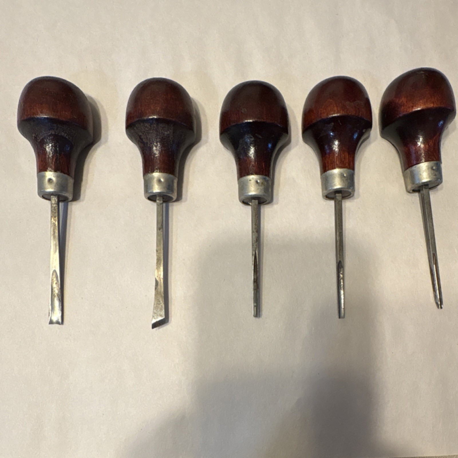 Set of 5 Carving Chisel Hand Tools with Wooden Handles for Wood Carving Projects