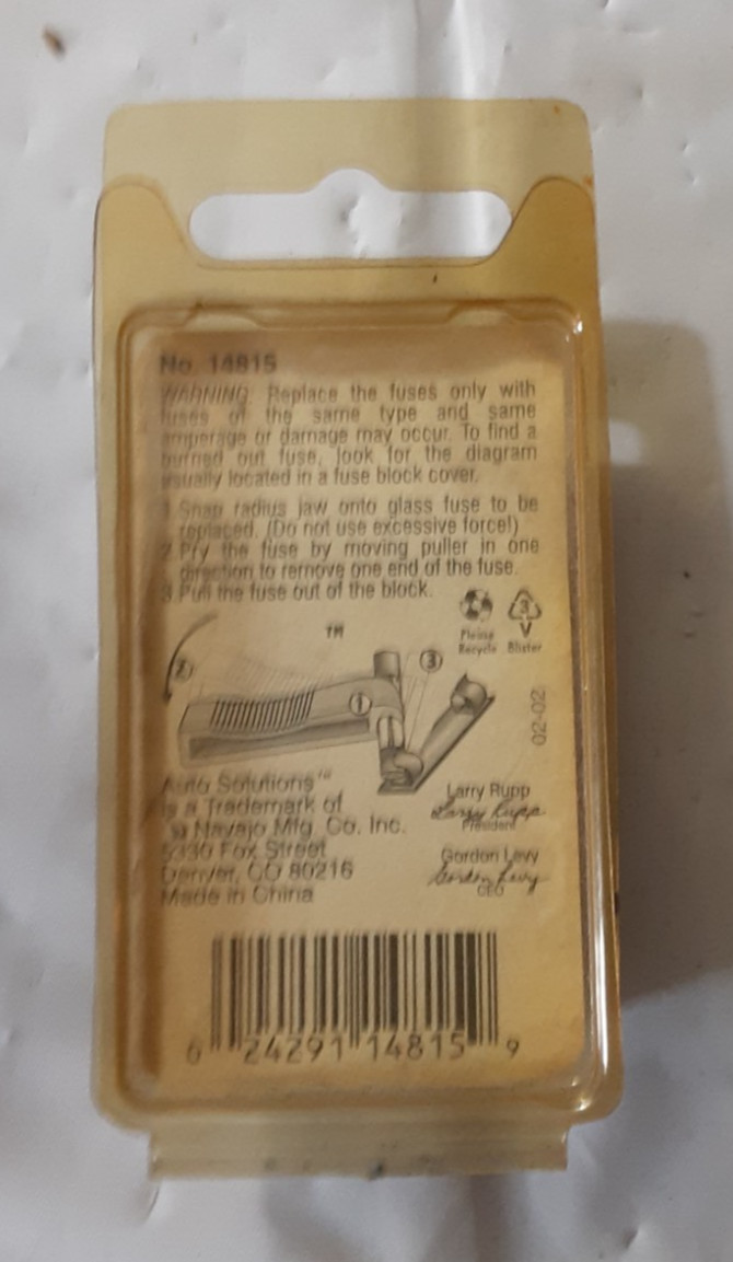 American Car Fuses w puller Auto Solutions 14815