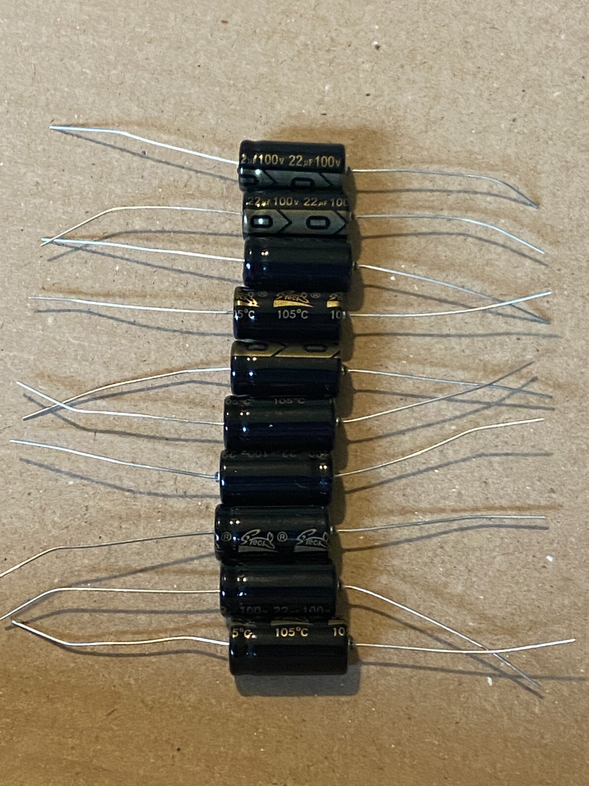 10pc Electrolytic Capacitor Axial 2000hr +105℃ 22uF 100V φ10x20mm Supertech
