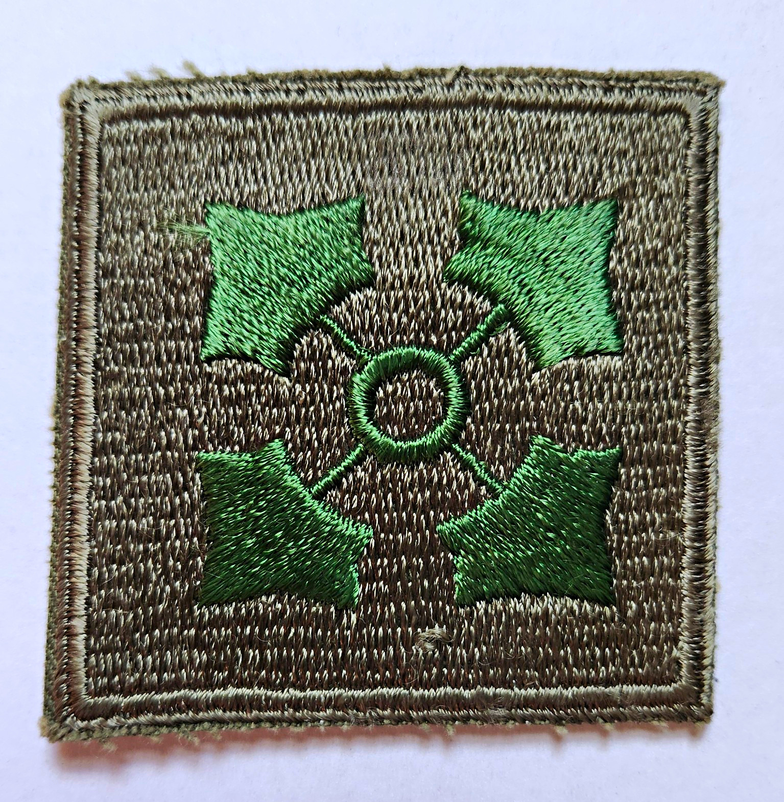 WWII US Army 4th Infantry Division Oversized Patch (01)