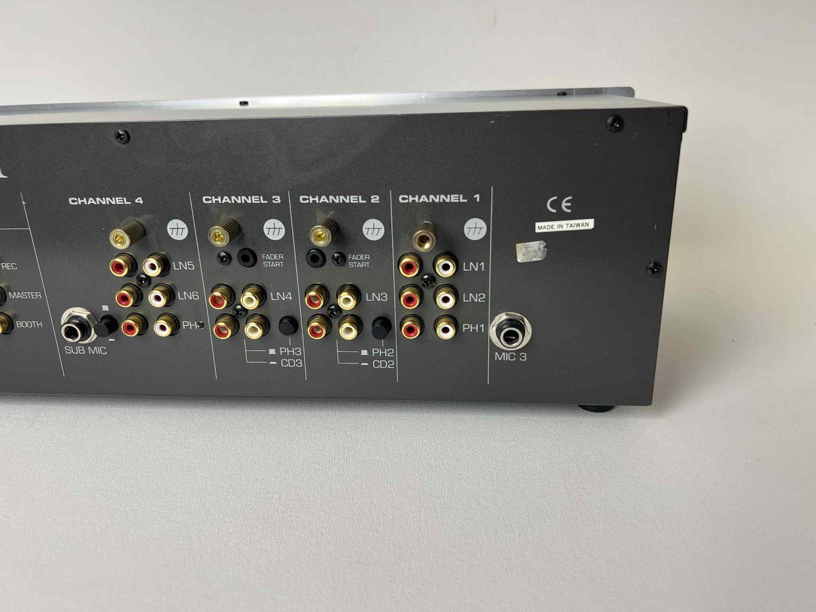 Stanton RM-50 Professional Stereo Mixer (READ DESCRIPTION)