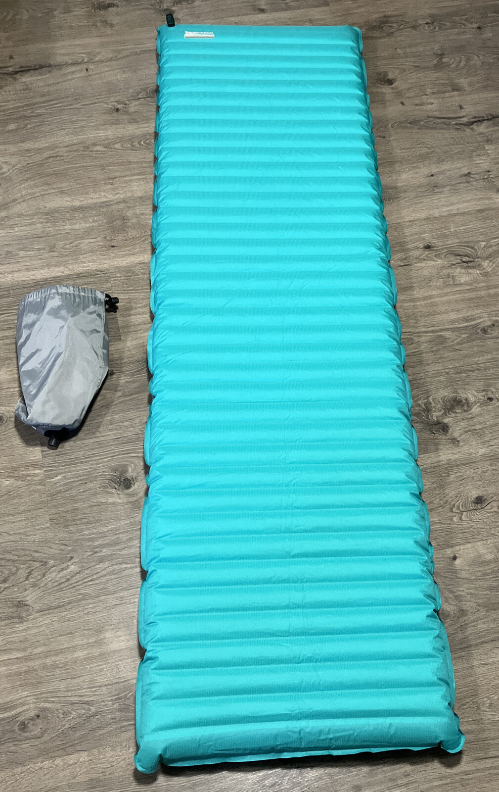 Therm-a-Rest NeoAir All-Season Sleeping Pad Square Rectangle style Green neoall