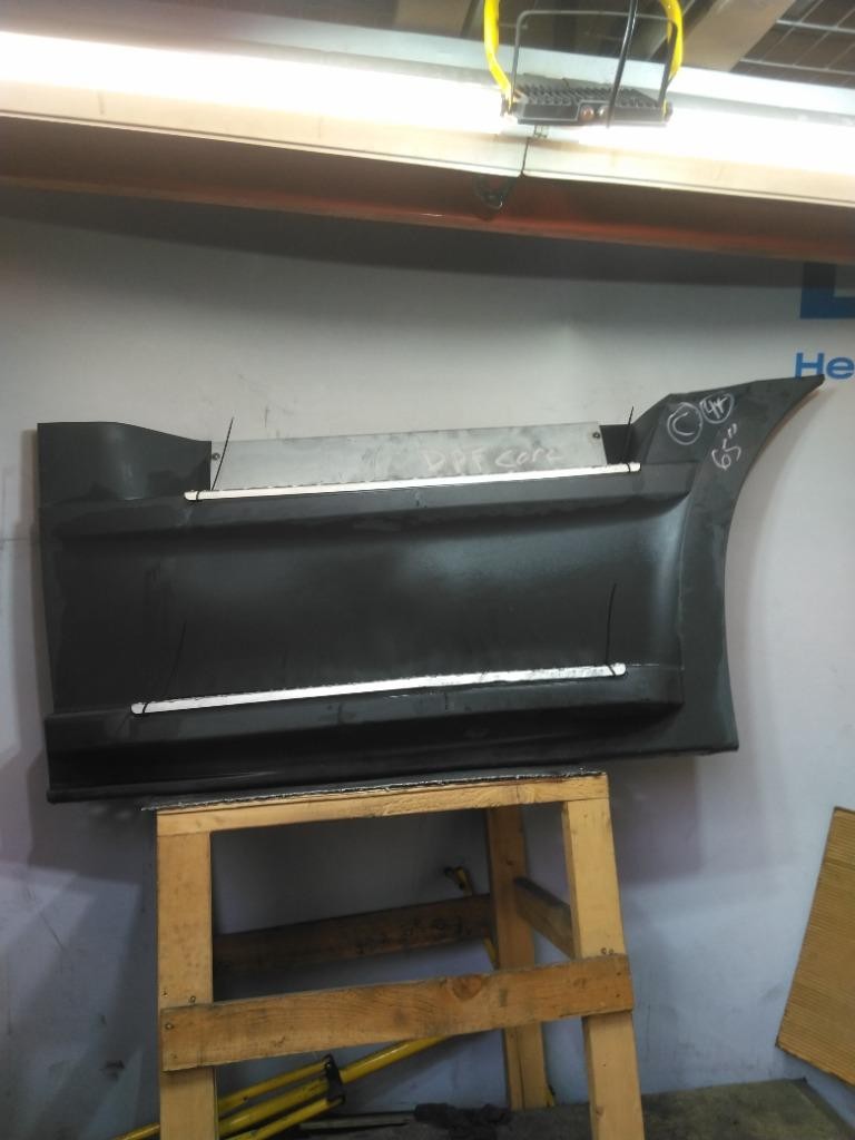 For 2019 FREIGHTLINER CASCADIA 126 SIDE FAIRING Right ,  WA