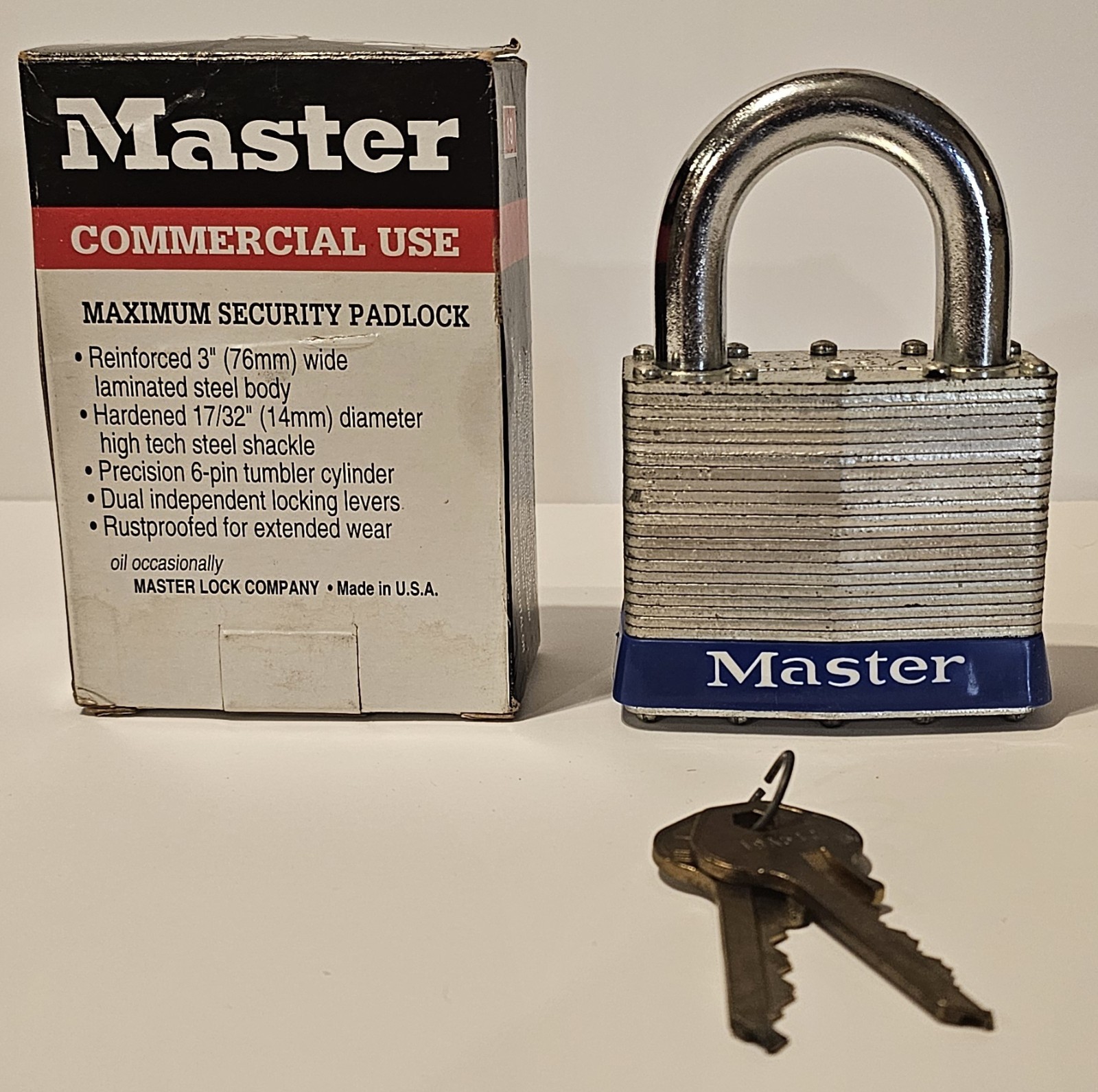 Master Lock No 19 Maximum Security Steel Padlock Traditional Shackle with Keys