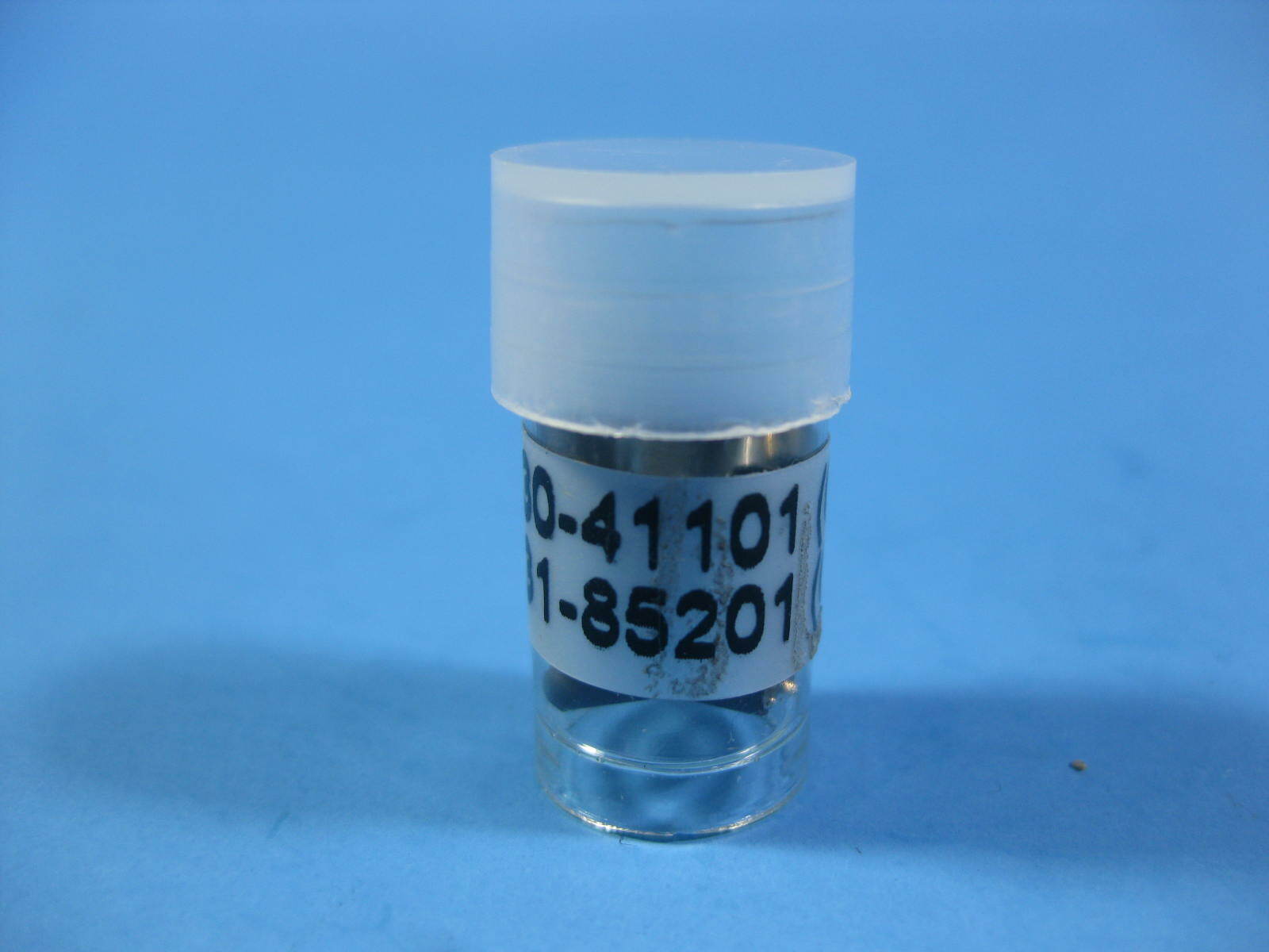 Agilent/HP 01130-41101 (4x) + 01131-85201 (4x) -- New --