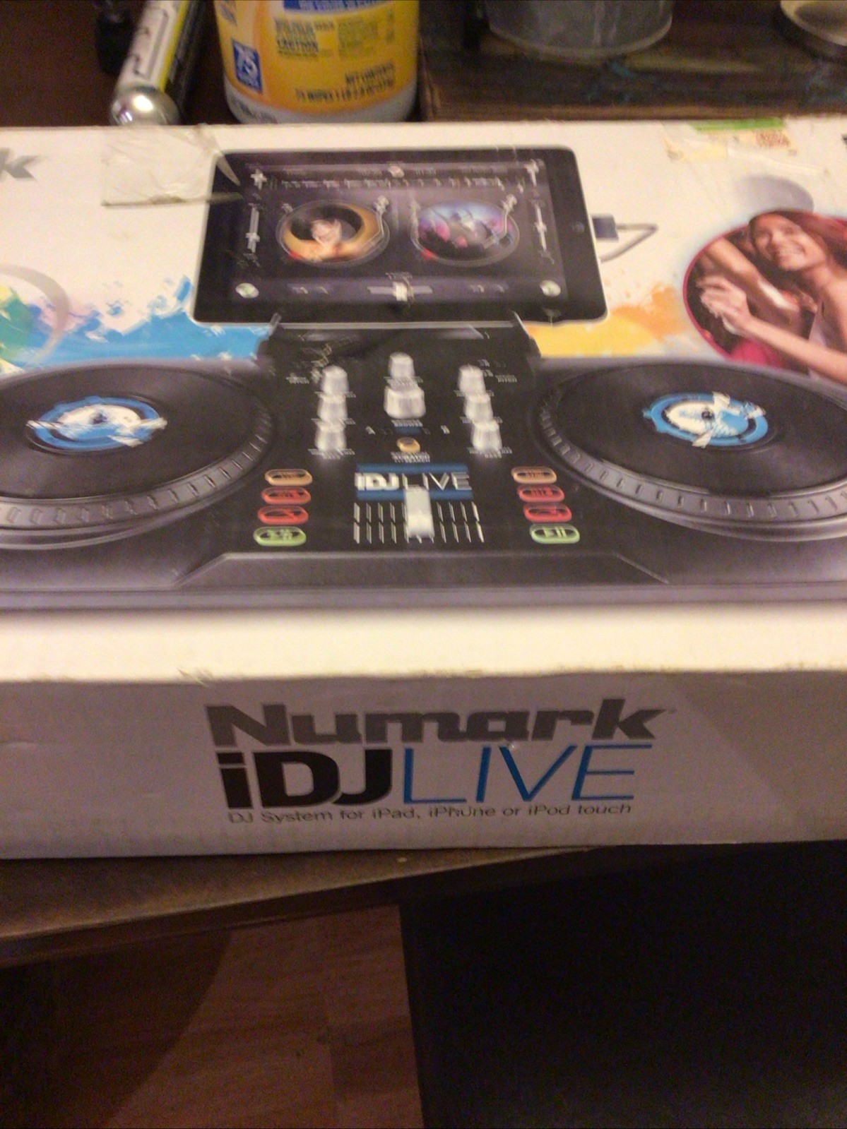 Numark iDJ Live