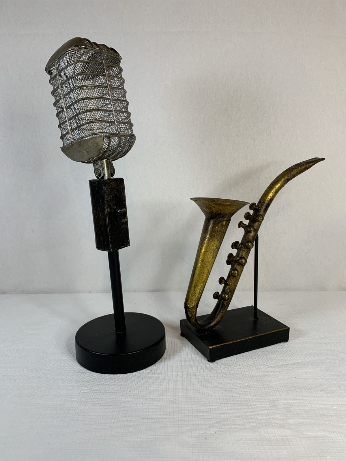 Tin Microphone & Saxophone Sax Prop Decor vintage style Display Blues Jazz