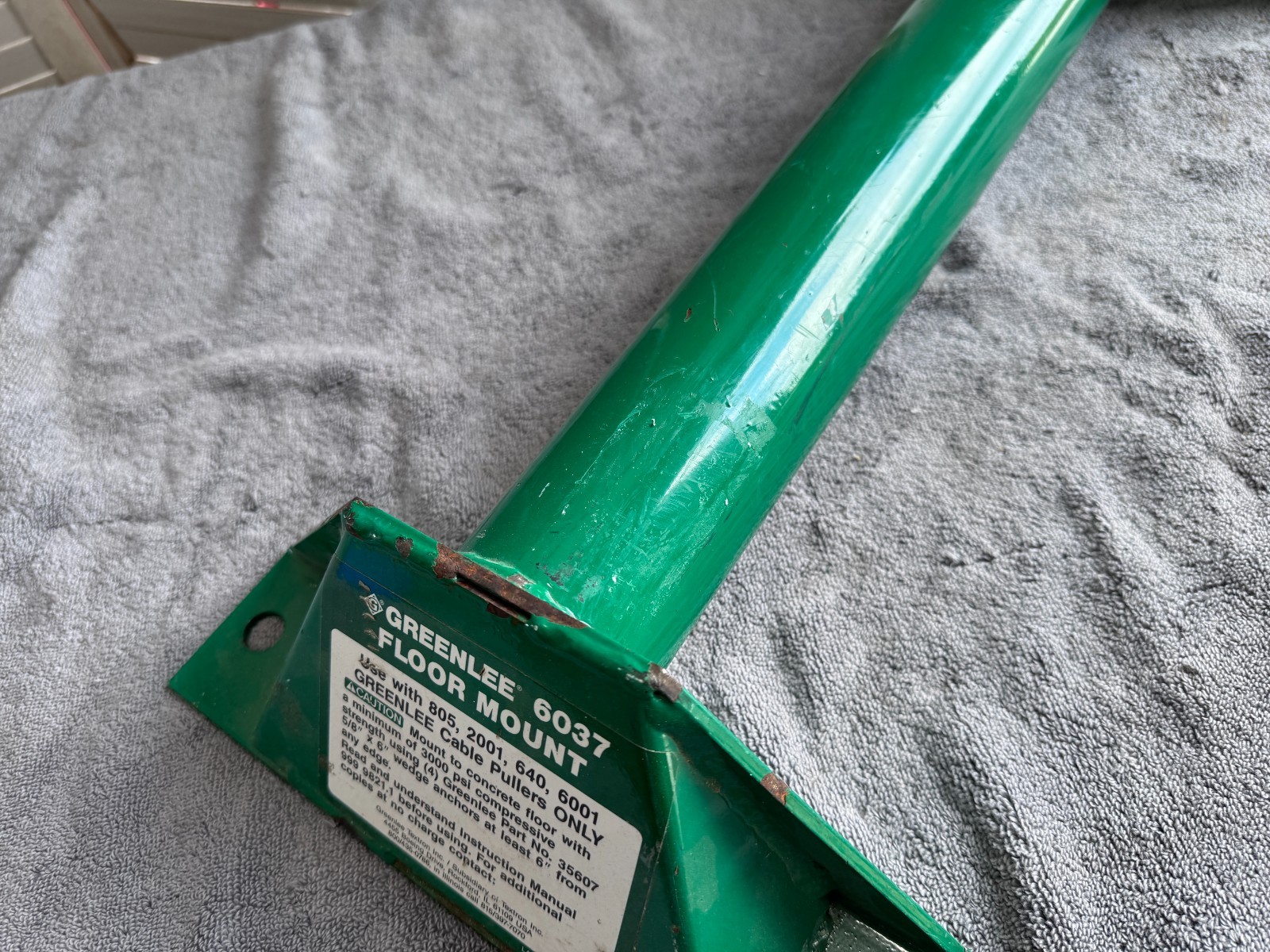 Greenlee 6037 Floor Mount for 805 2001 640 6001 Cable Puller / Wire Tugger Used