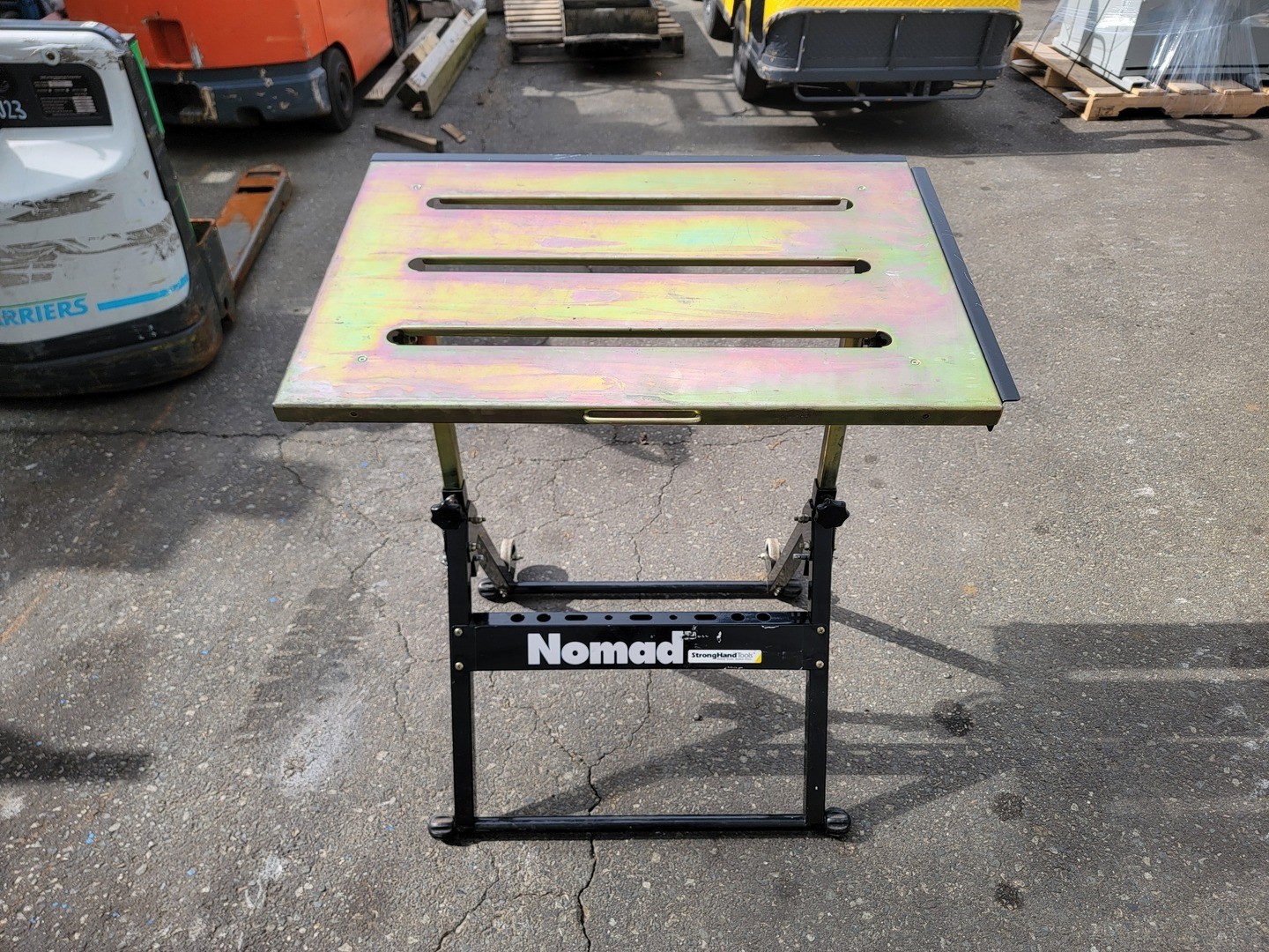 Nomad 30" x 20" Portable Welding Workbench Table