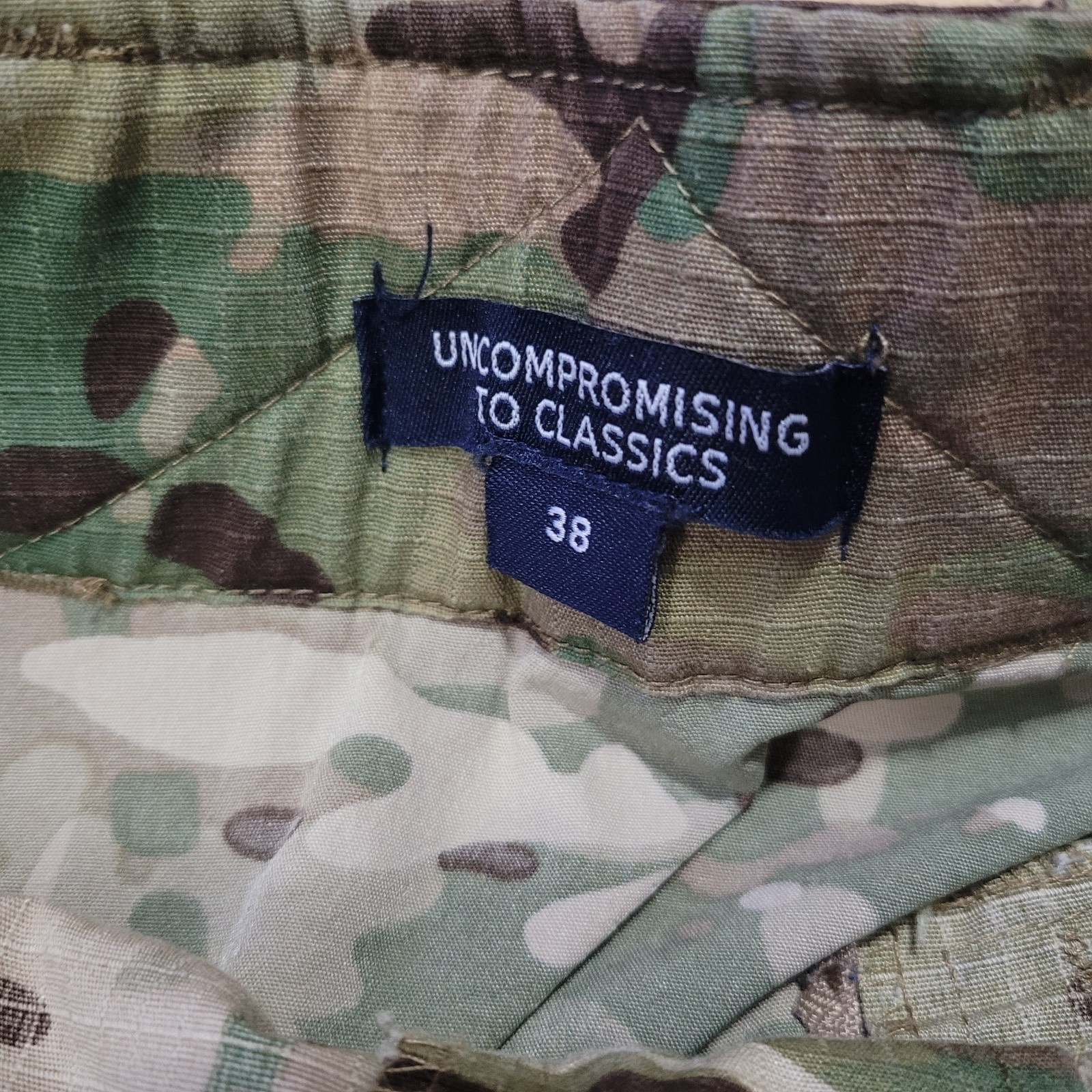 Uncompromising To Classics Combat Cargo Camo Knee Slots Army Pants Size 38