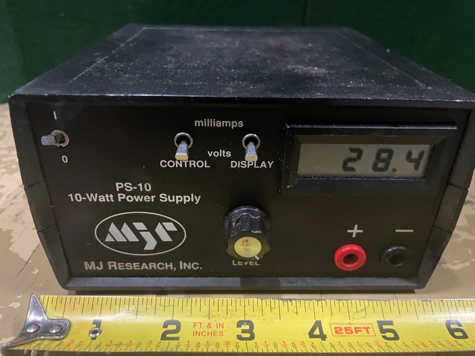MJ Research PS-10 Ten Watt 28 Volts DC Power Supply