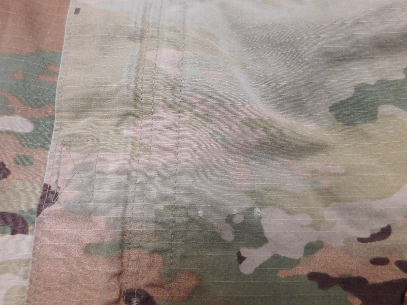 US ARMY OCP COAT SZ SMALL - LONG