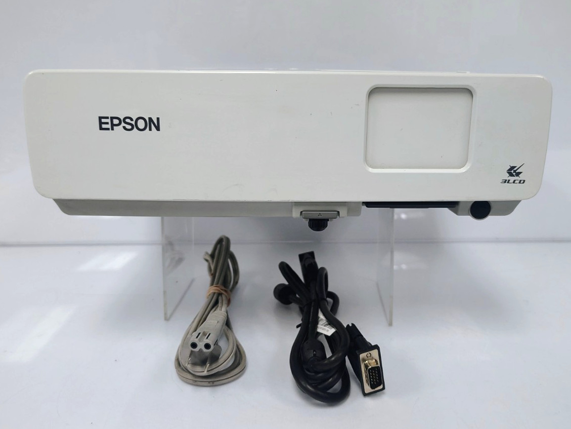 Epson PowerLite 83+ Digital Projector LCD EMP-83H 2200 Lumens 2620 Lamp Hours