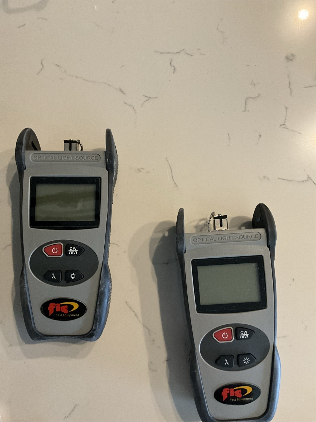 FIS Optical Light Source E-series with case and replacement cables