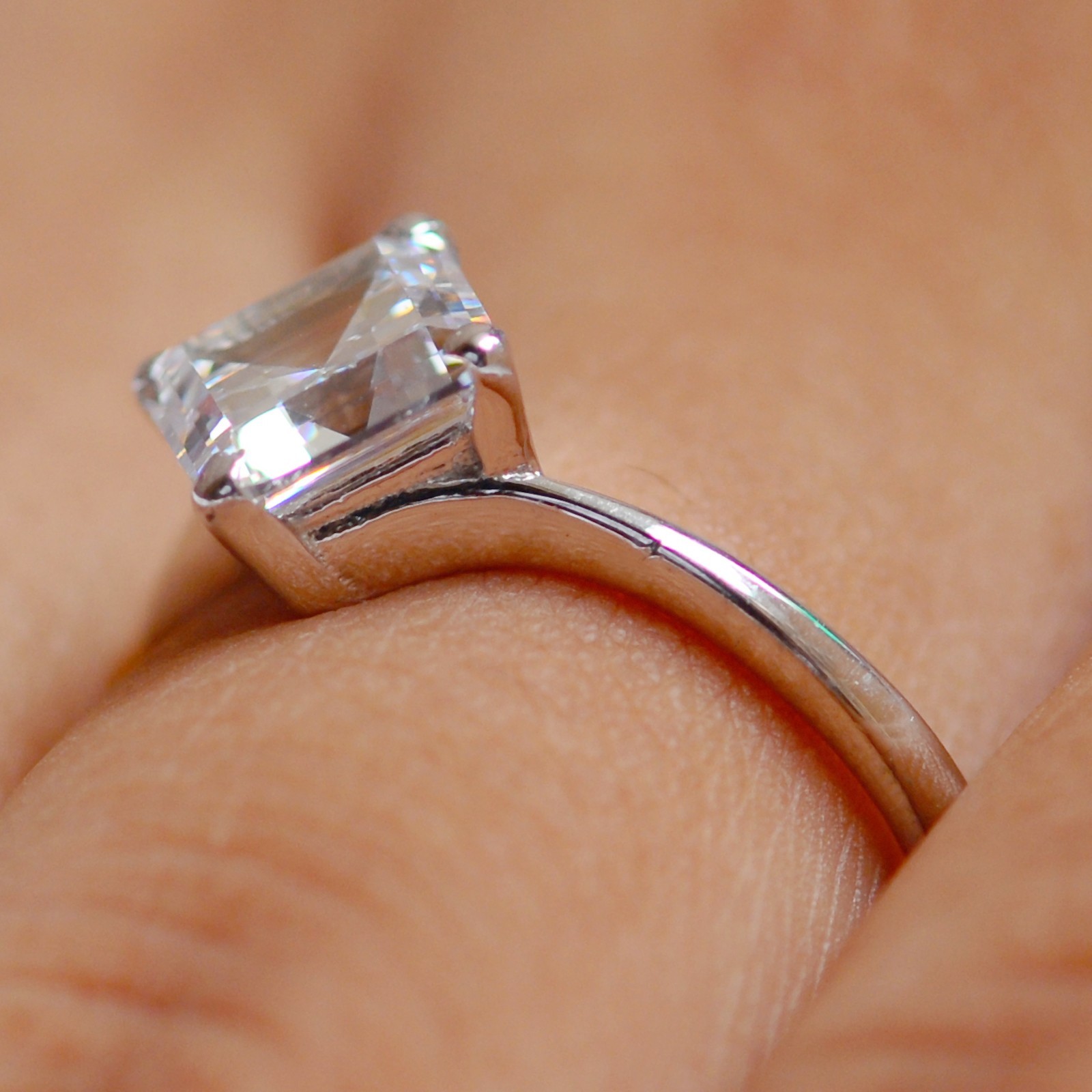 D/VVS1 2.00 Carats Octagon Shape Solitaire Ring In 925 Silver - Tariffs Free