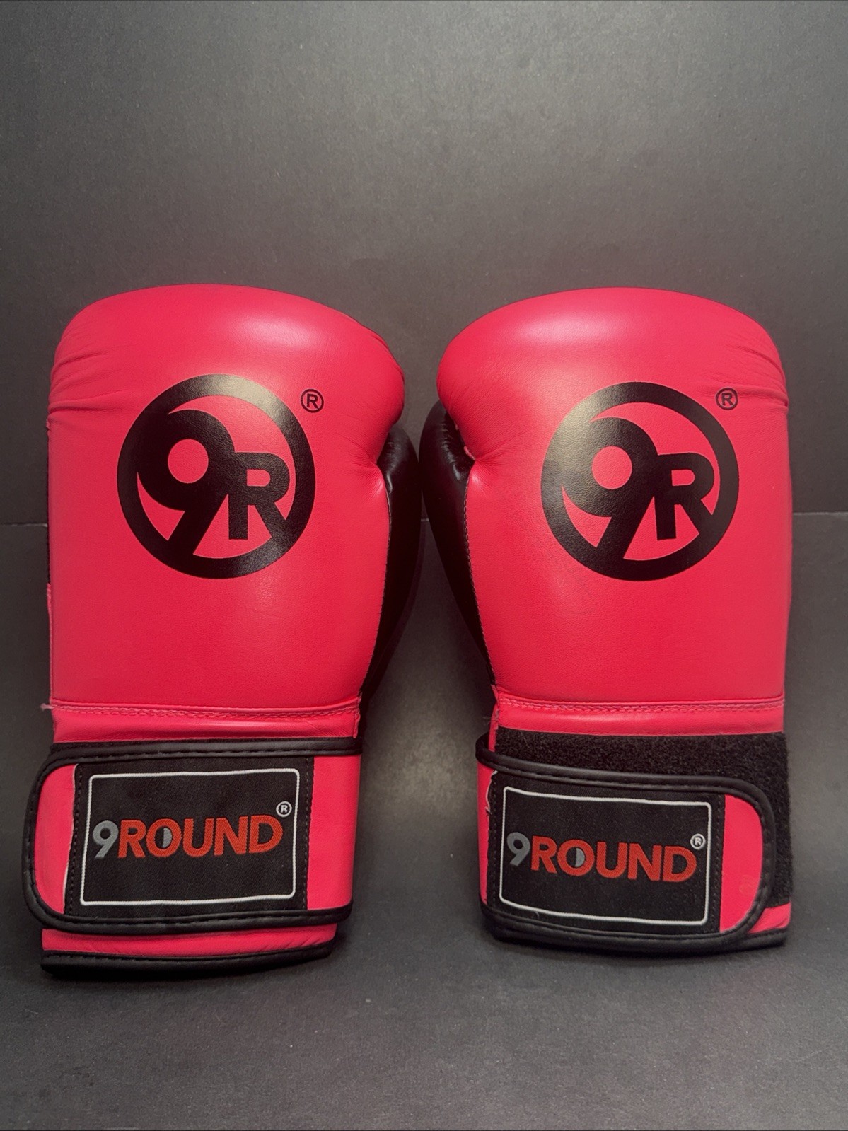9Round Fitness Hot Pink Black Boxing Gloves Kickboxing Adult  9 Round fighting