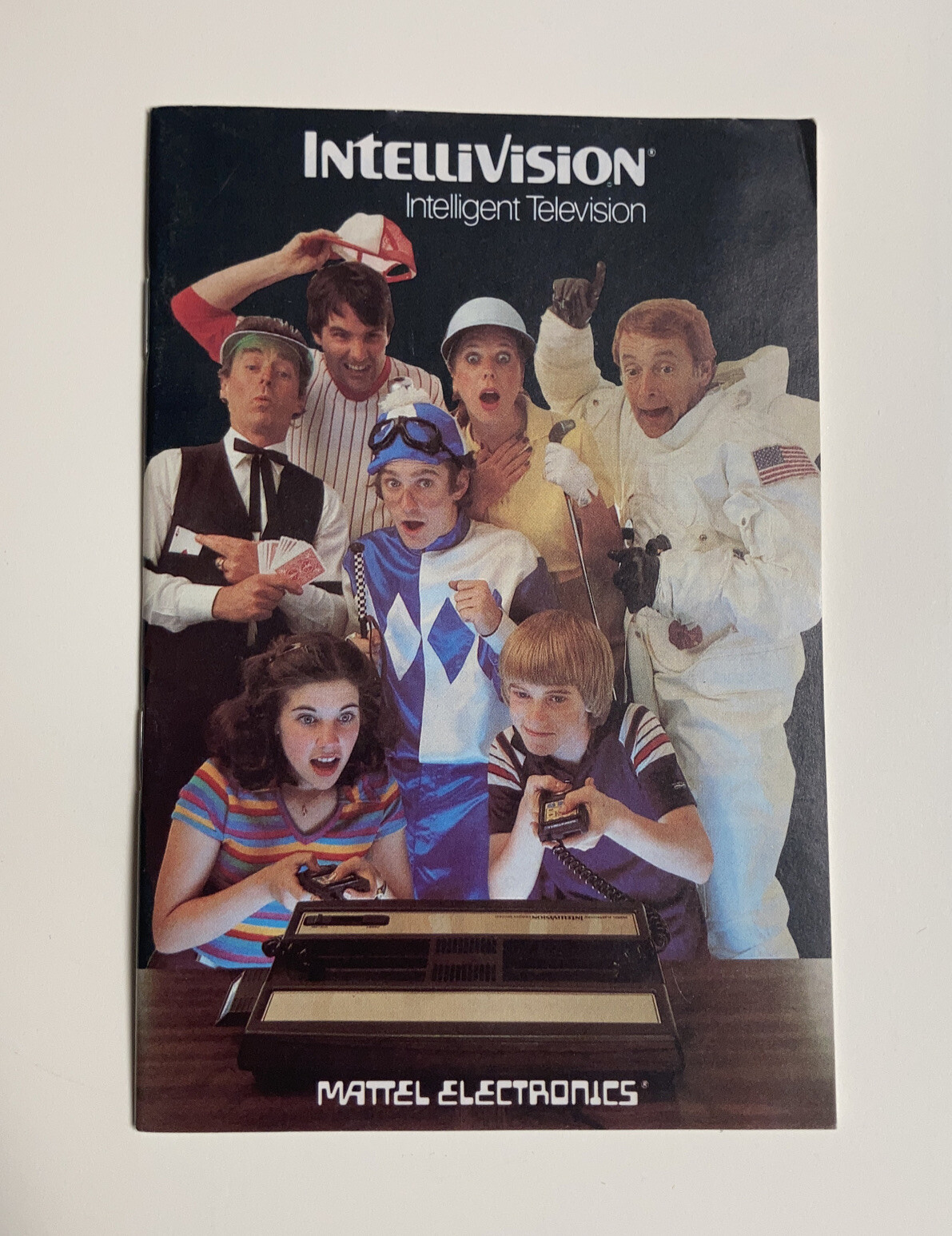 1982 Intellivision Video Game Cartridge Catalog Mattel Tron, Dungeons & Dragons￼