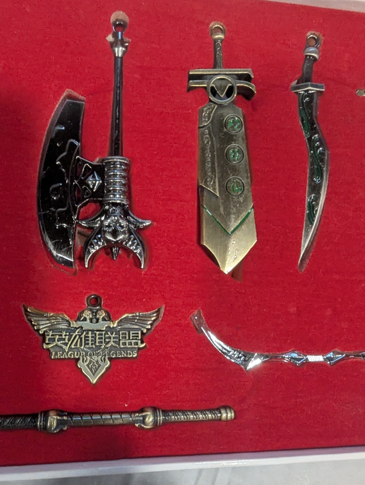 League Of Legends 11 Piece Set