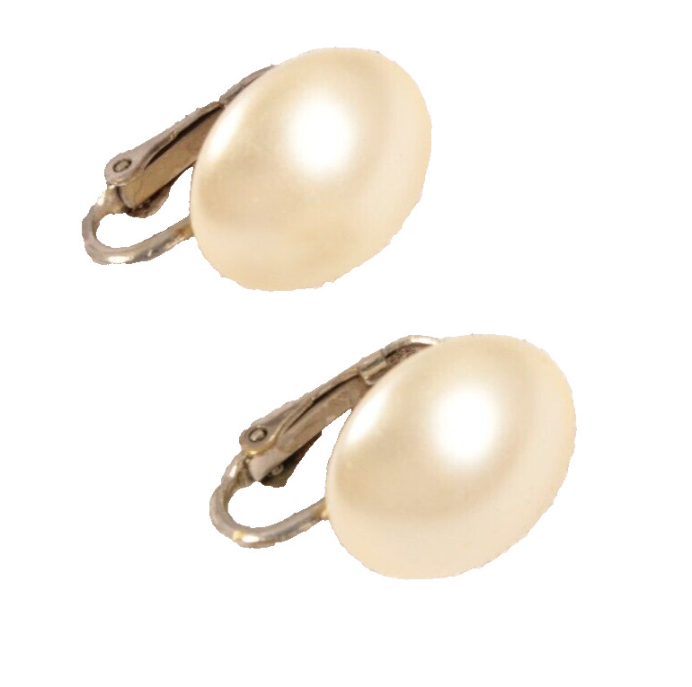 Vintage Richelieu Faux Pearl Button Clip On Earrings Business Classic 5/8 Inch