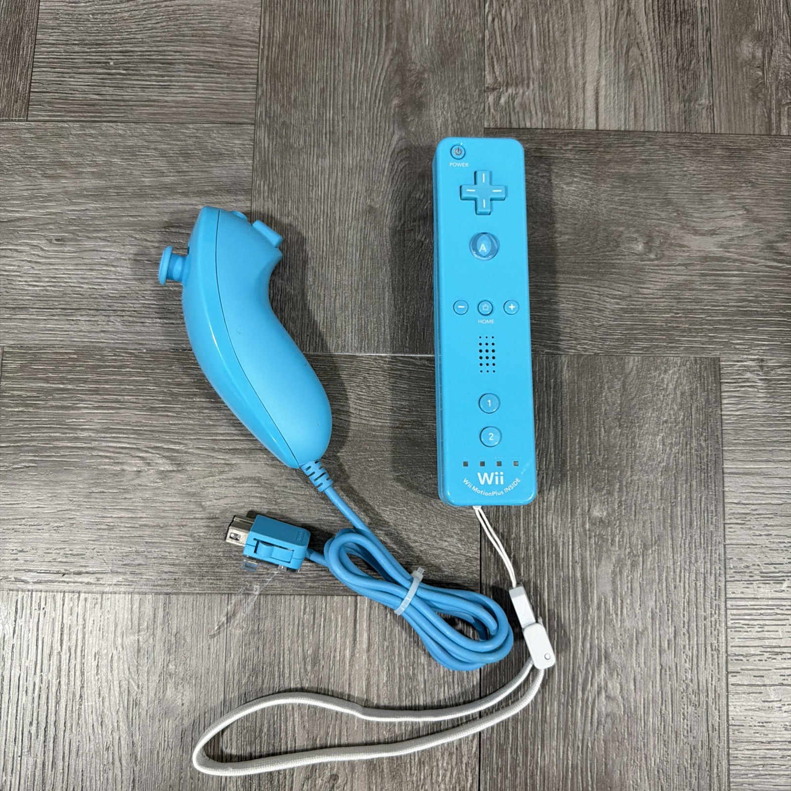 Nintendo Wii OEM Remote Motion Plus Blue RVL-036 w/ Nunchuck - Tested & Working