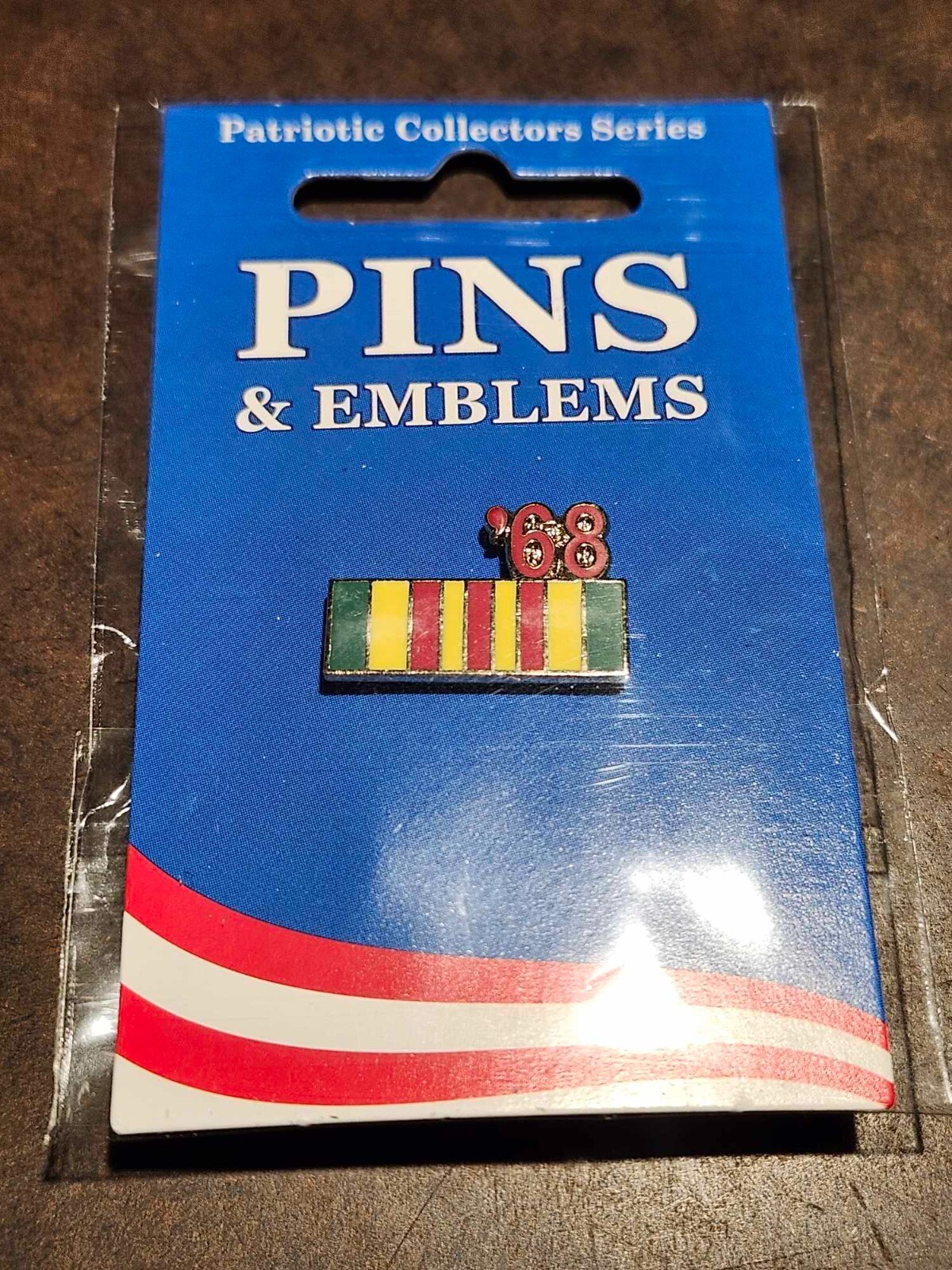Vietnam Veteran - 1968 Tour of Duty Lapel Pin (N211)