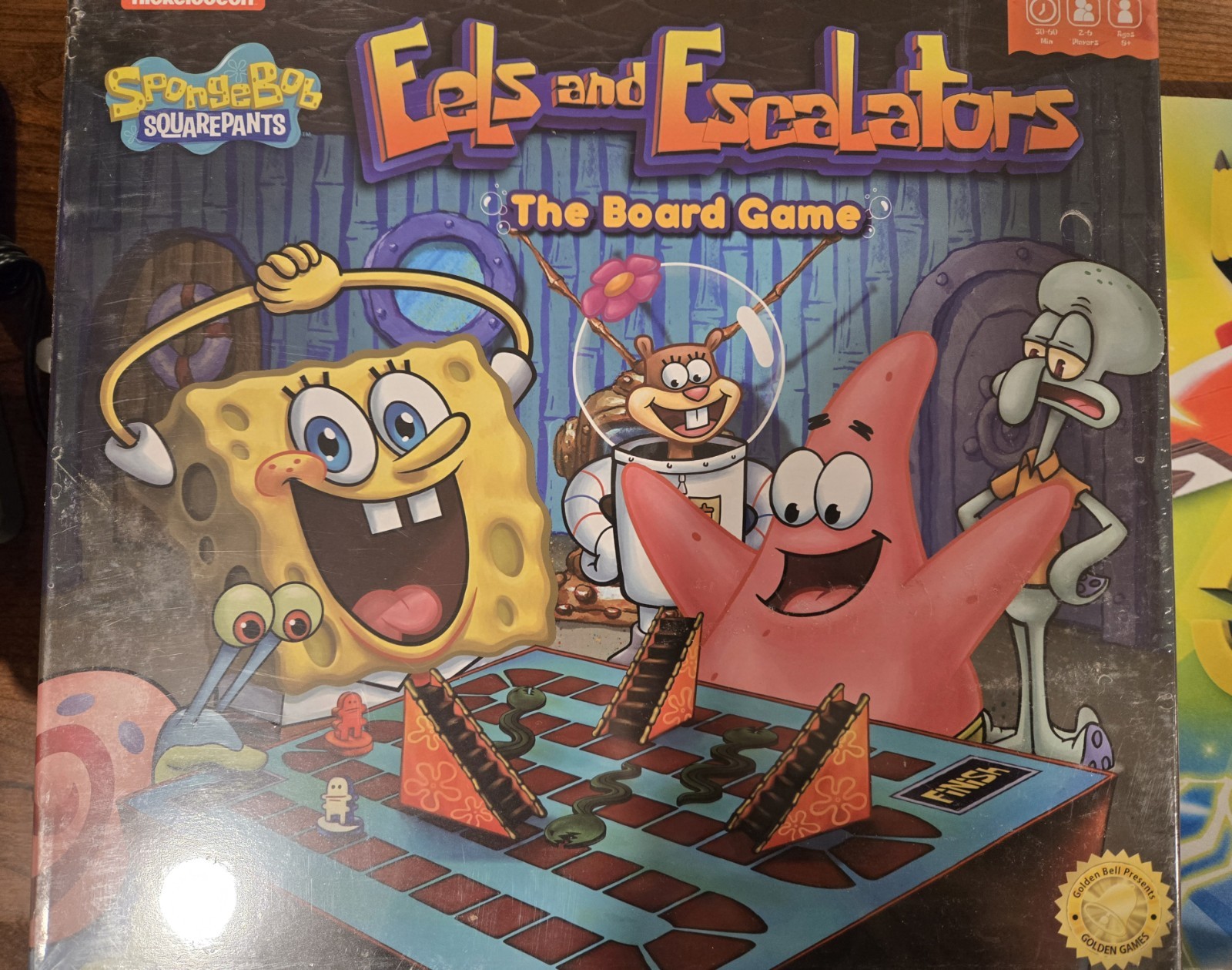 Nickelodeon Spongebob SquarePants Eels and Escalators The Board Game