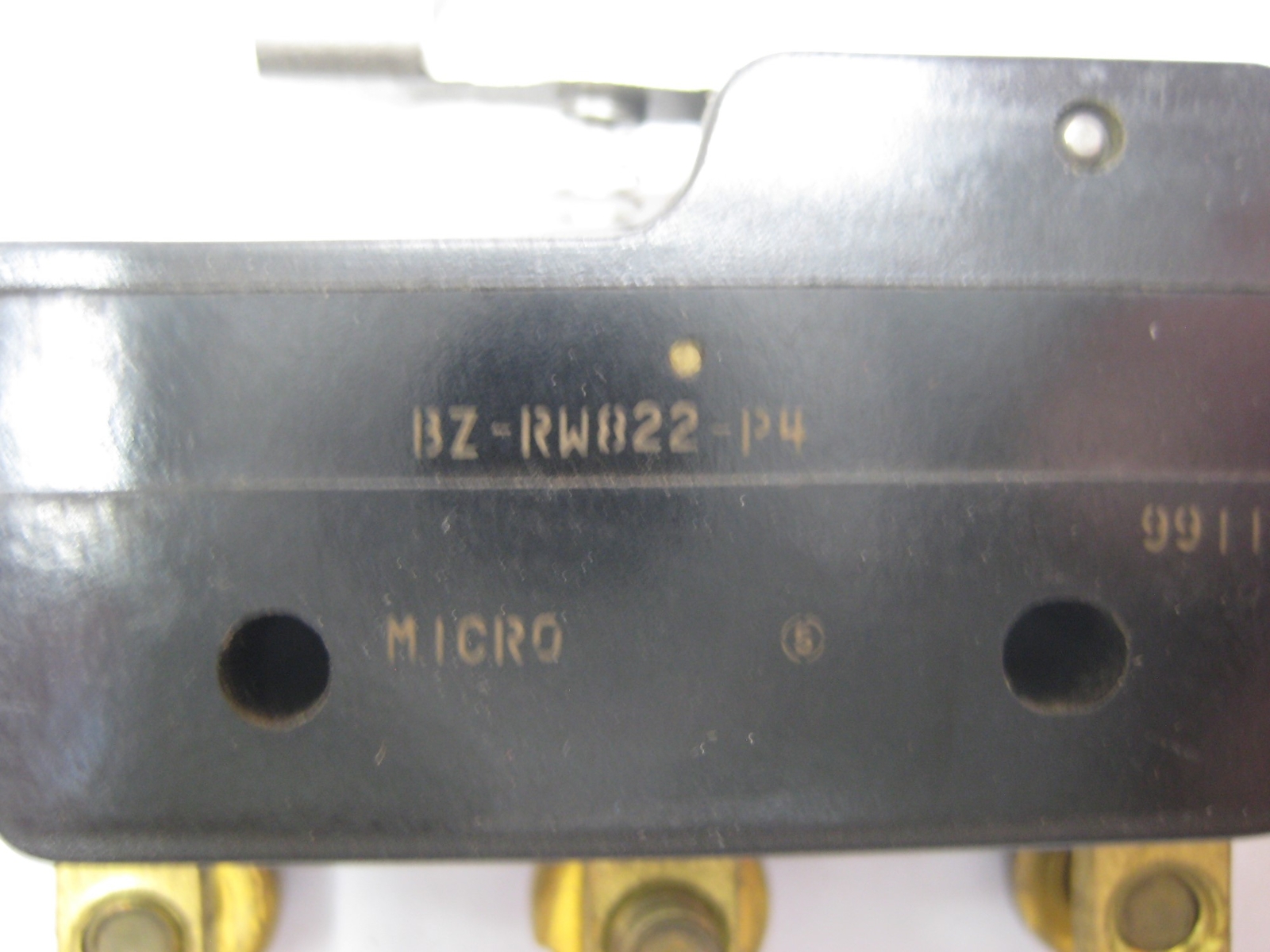 MICROSWITCH BZ-RW822-P4 LIMIT SWITCH LIMIT SWITCH NSNP