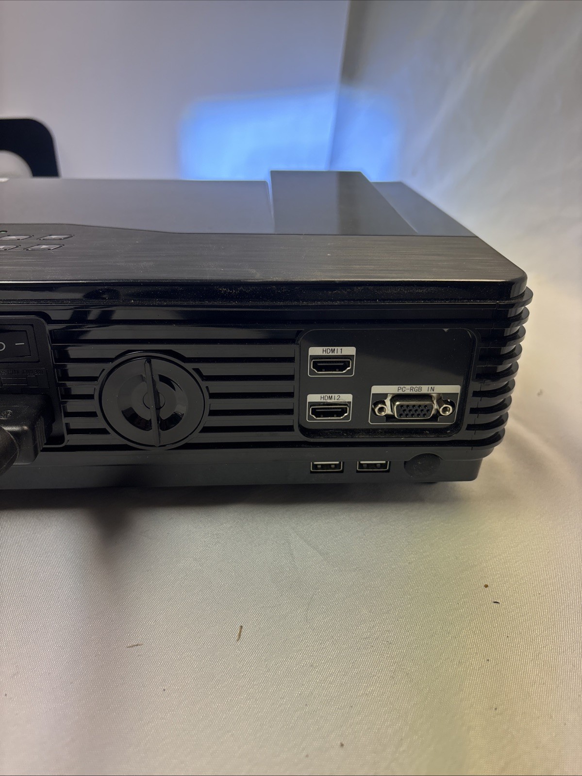 Locus Led Projector L100 Great Condition Working 2016