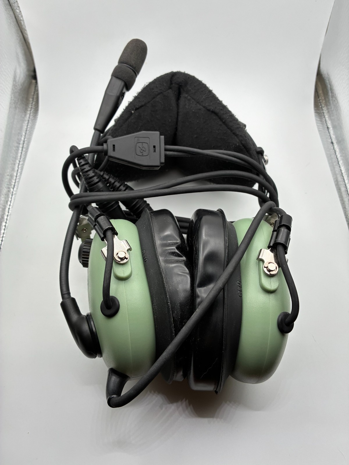 David Clark Model H10-13.4 Aviation Pilot Headset - GA Dual Plugs