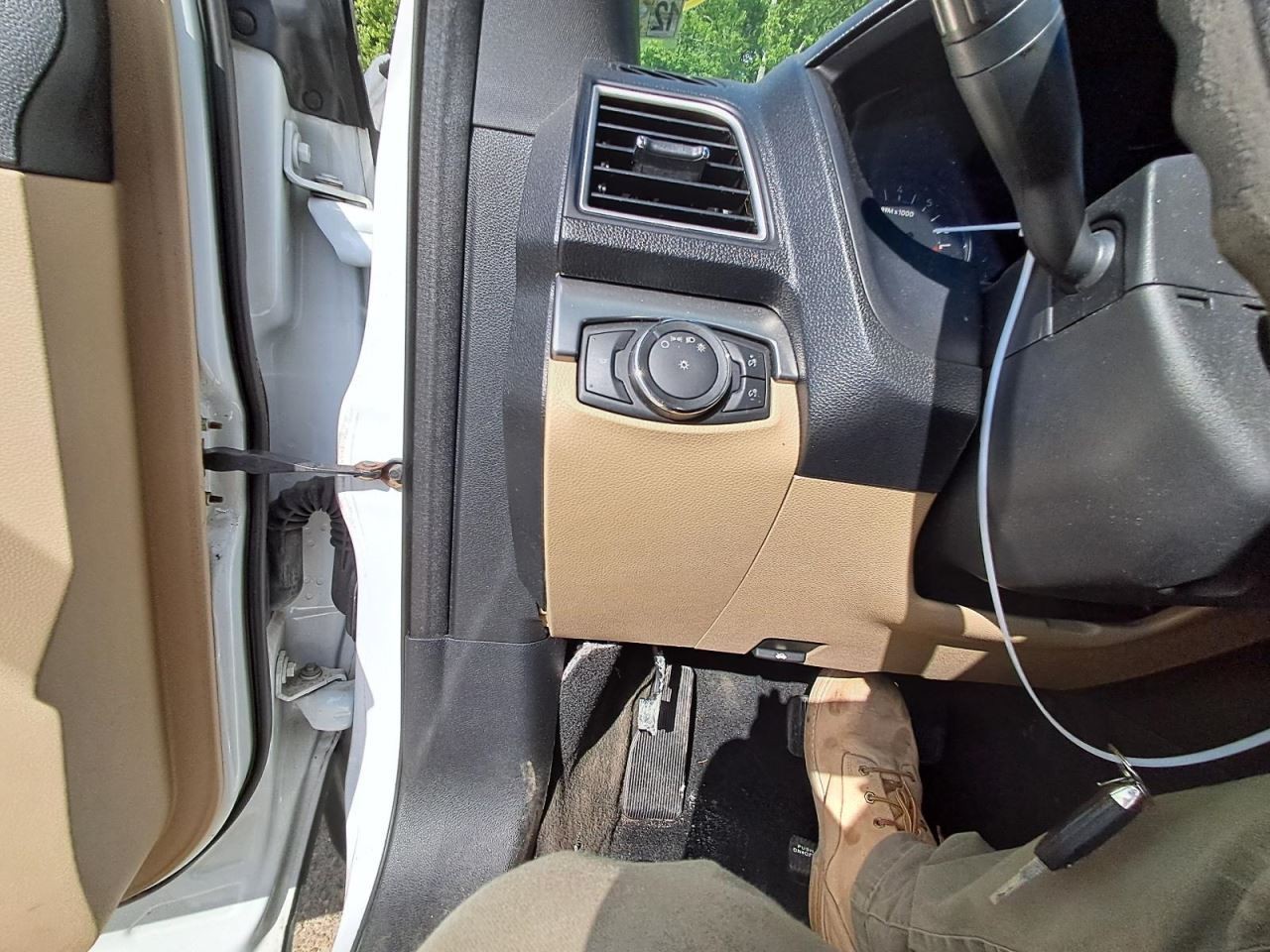 EXPLORER 2017 Transmission Shift 2950737