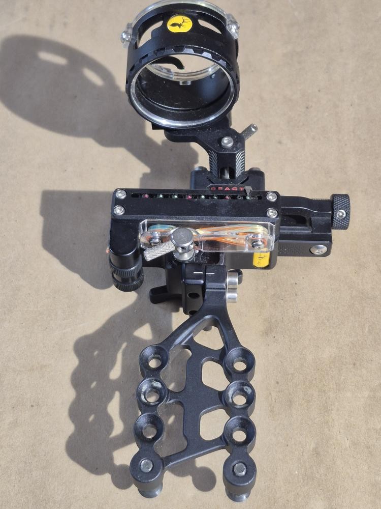 TROPHY RIDGE BOW SIGHT (B33010075)