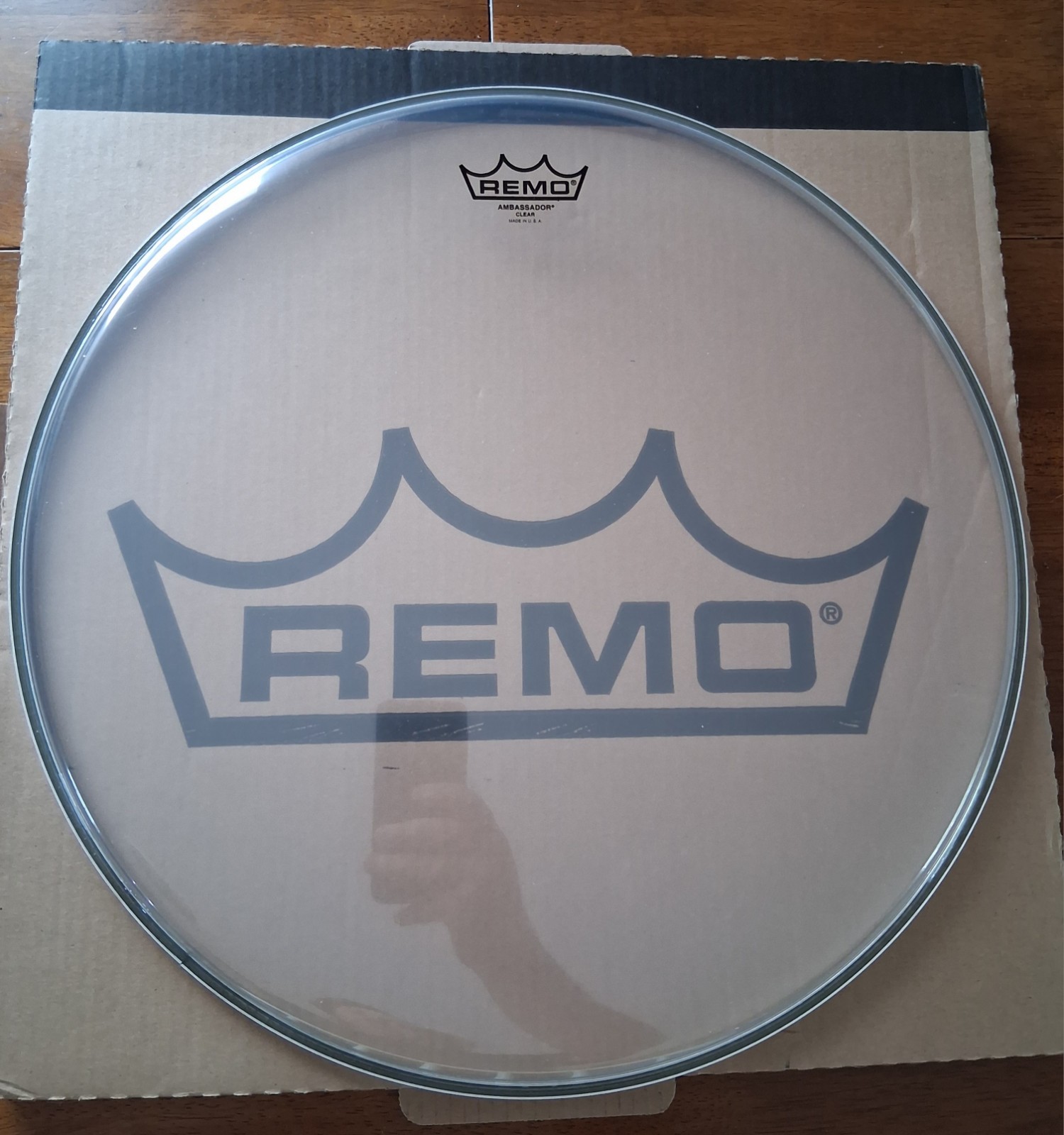 Remo Clear Ambassador Head 18 in.