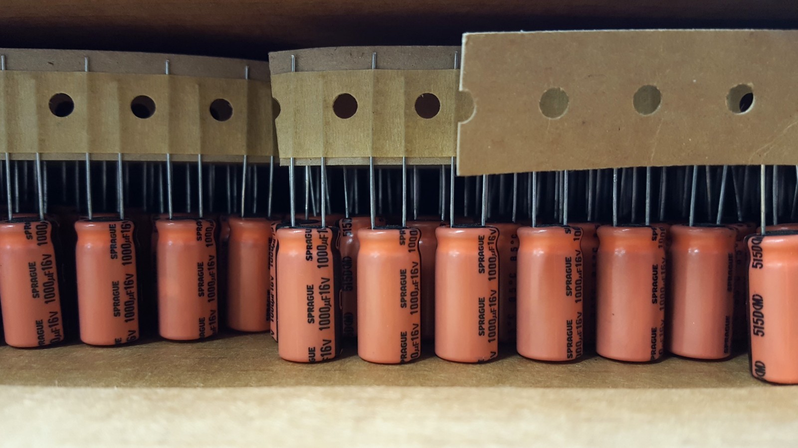 500Pcs- Electrolytic Capacitor, 515D108M016CG8P, SPRAGUE, 1000UF/MF, 16V, 20%