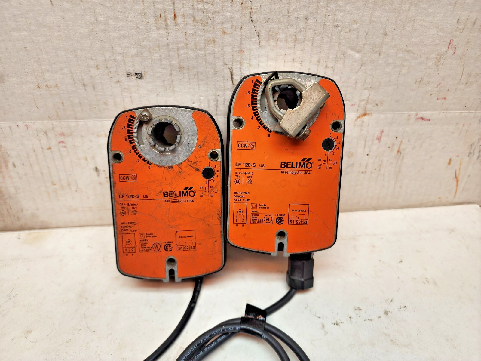 Lot 2 Belimo LF120-S Spring Return Damper Actuator 120V