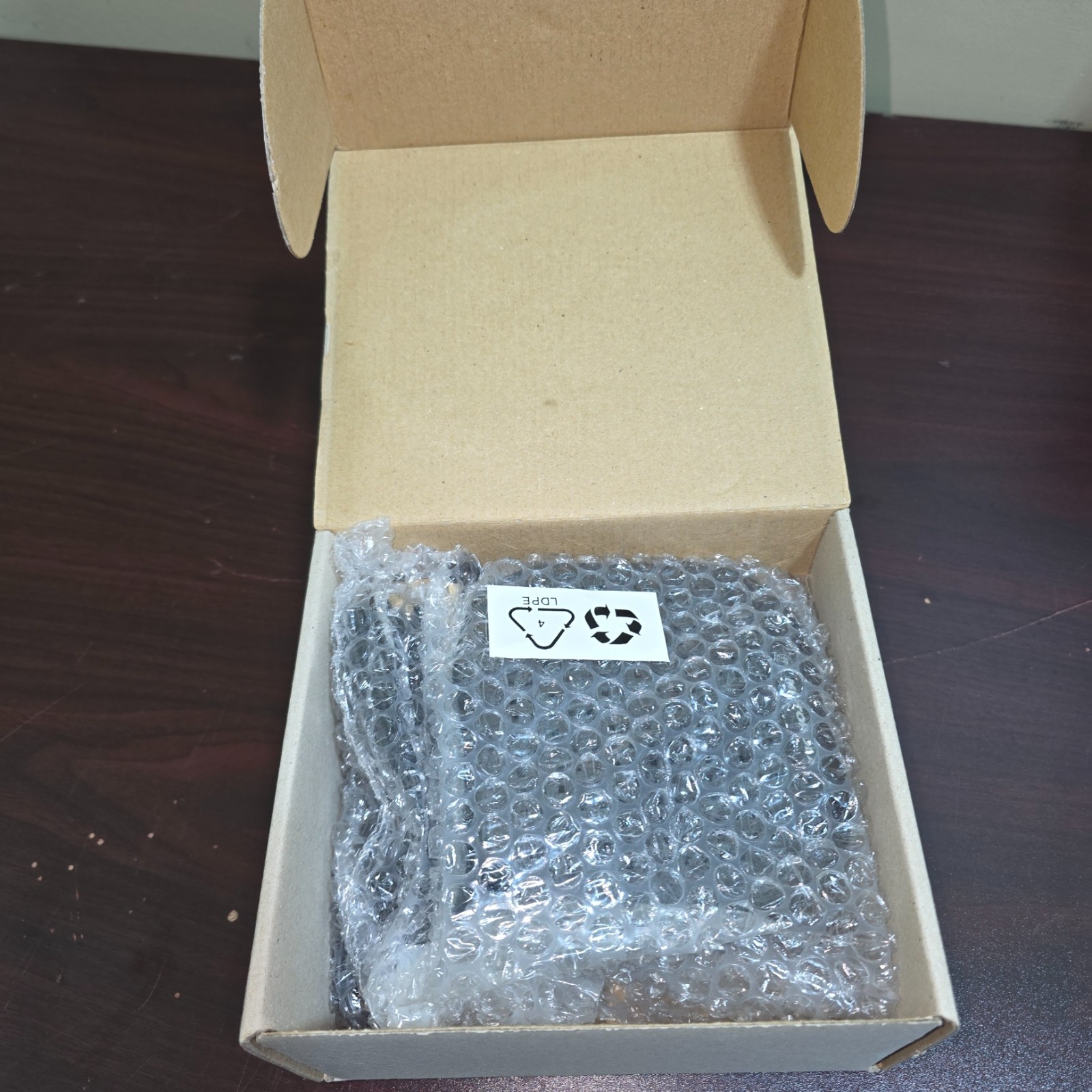 Motorola Micom speaker with mounting bracket